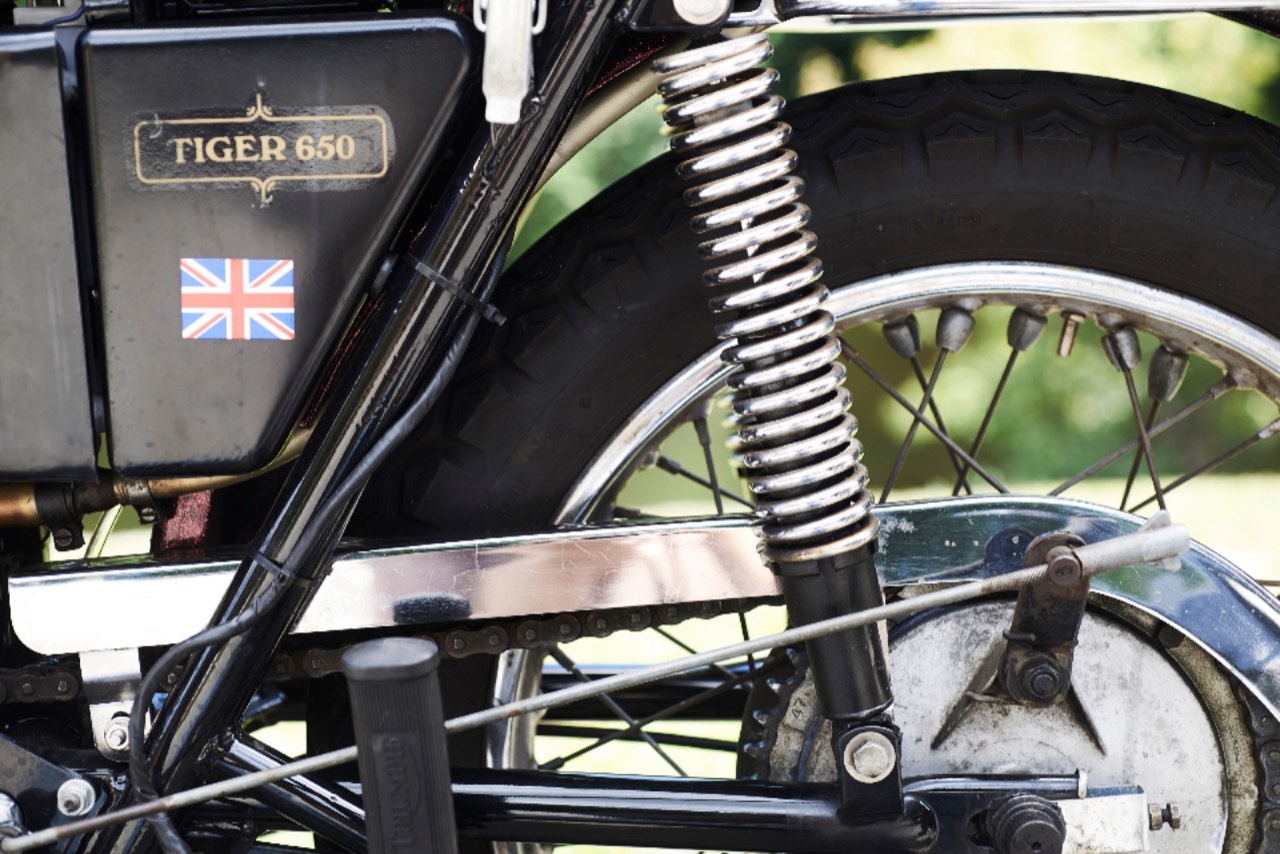 Motocykl elektryczny gotowy do wysyłki